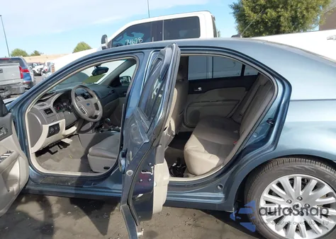 2012 Ford Fusion Hybrid z USA, uszkodzony, nr VIN 3FADP0L33CR206202